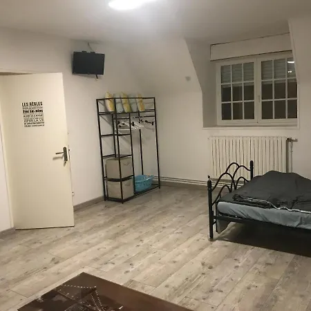 1 Homestay Waziers
