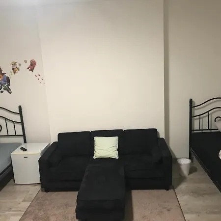 1 Homestay Waziers